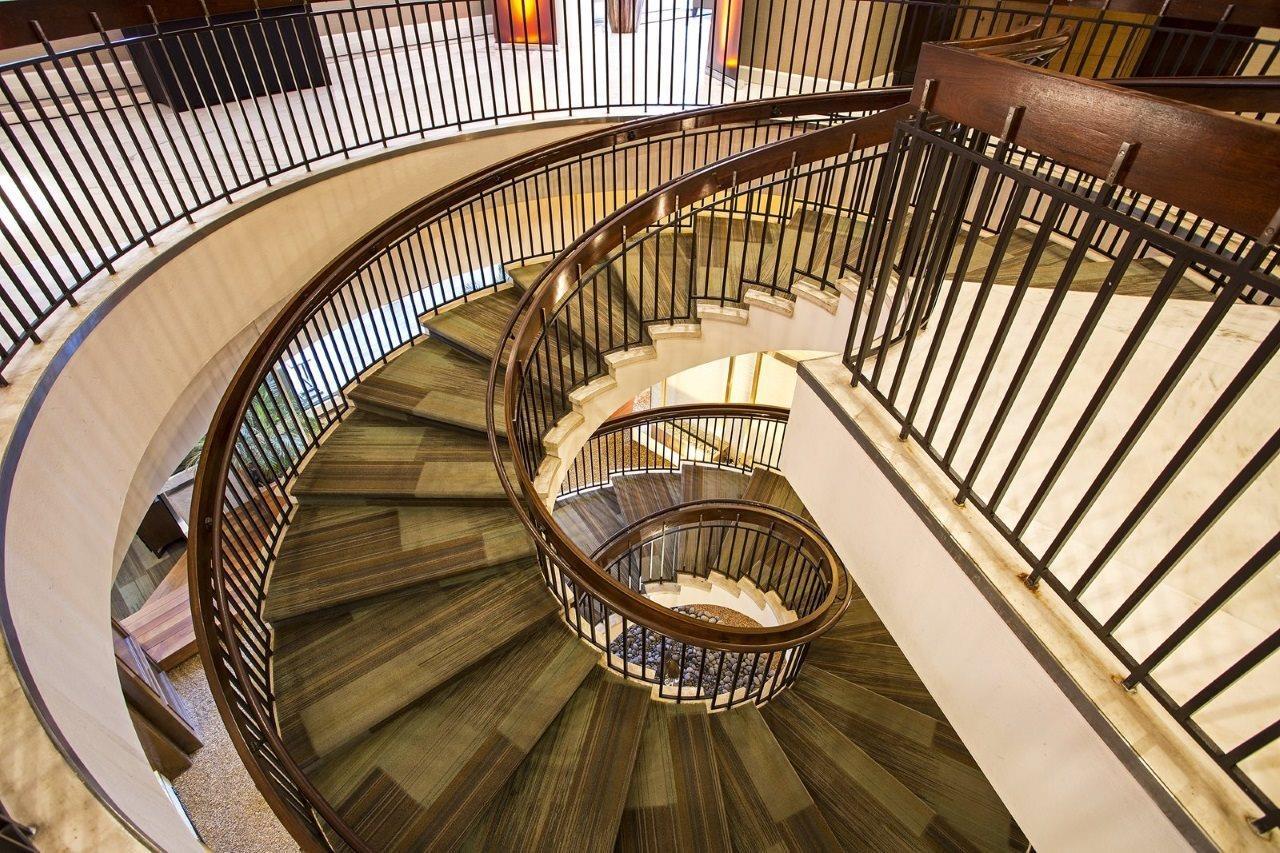 Hotel The Whitehall 4*