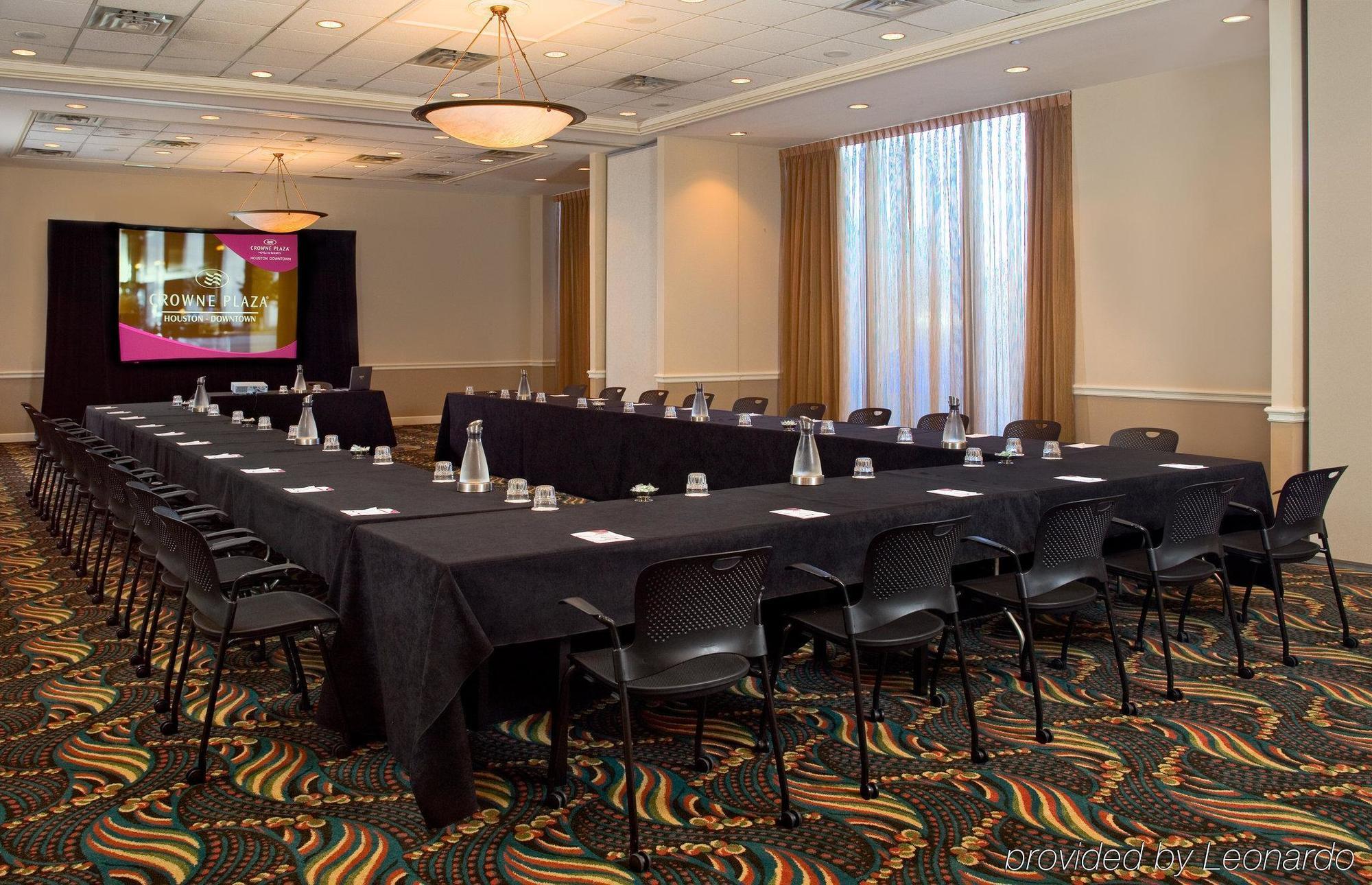 The Whitehall Otel Houston