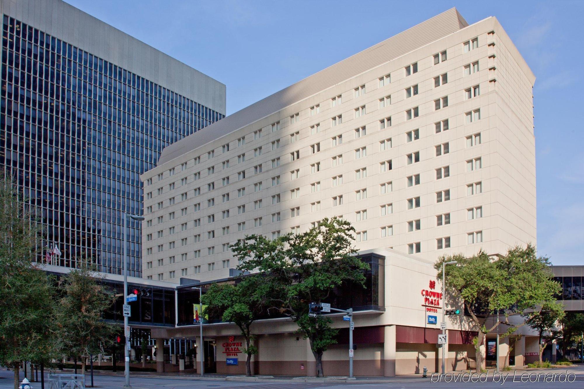 The Whitehall Otel Houston